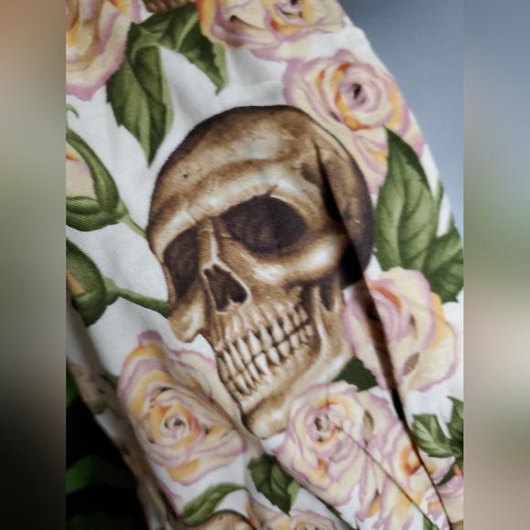 Folter/Modcloth Skull and flowers Dress, size Large - Picture 5 of 10